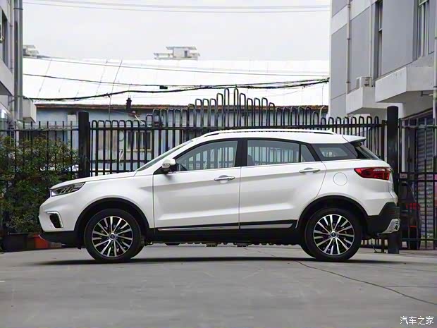 江鈴福特 領(lǐng)界 2019款 EcoBoost 145 CVT尊領(lǐng)型PLUS