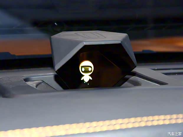 一汽奔腾 奔腾T77 2018款 试装车 一汽奔腾 奔腾T77 2018款 试装车