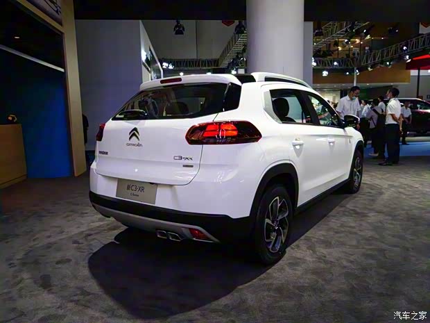 东风雪铁龙 雪铁龙C3-XR 2020款 230THP DCT C-Series 潮享版 东风雪铁龙 雪铁龙C3-XR 2020款 230THP DCT C-Series 潮享版