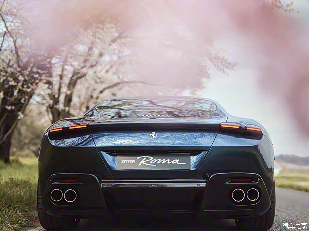 法拉利 Roma 2020款 3.9T V8