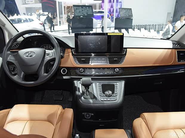 上汽大通 上汽大通EG10 2019款 純電動旗艦版