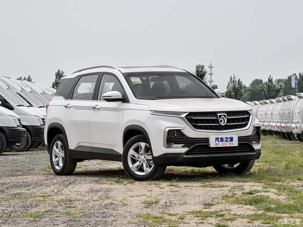 上汽通用五菱 宝骏530 2018款 1.5T DCT豪华型