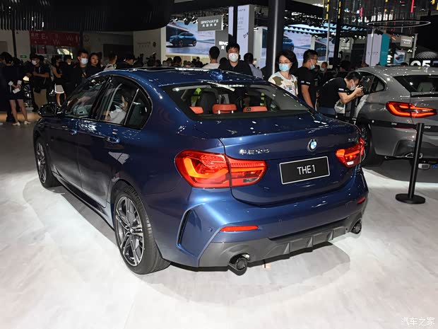 华晨宝马 宝马1系 2021款 125i M运动曜夜套装