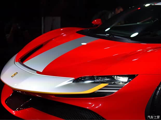 法拉利 SF90 Stradale 2020款 3.9T 标准版