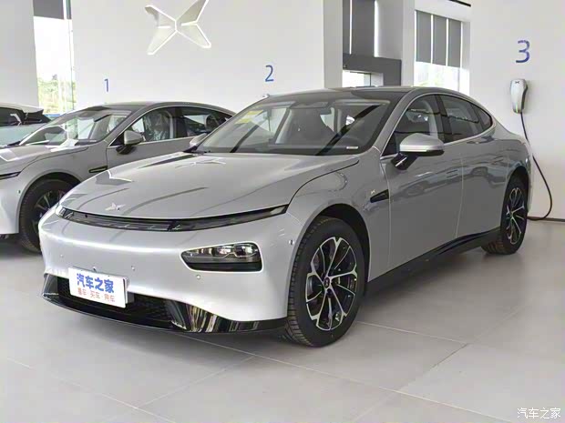 小鹏汽车 小鹏P7 2022款 670G 小鹏汽车 小鹏P7 2022款 670G