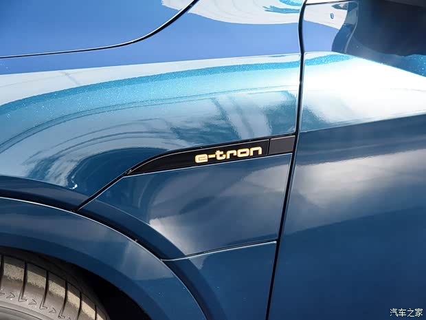 奥迪(进口) 奥迪e-tron 2019款 55 quattro 技术型