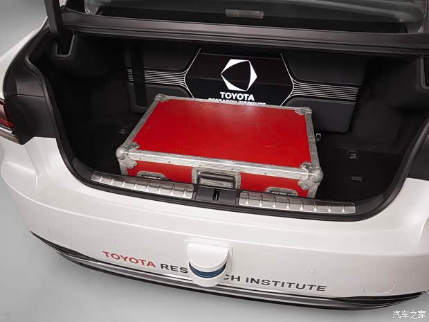 雷克薩斯 雷克薩斯LS 2019款 Automated Driving Test Vehicle