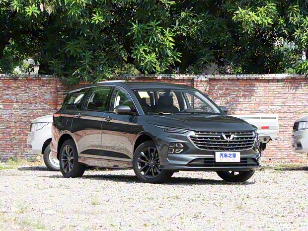 上汽通用五菱 五菱凱捷 2020款 1.5T 自動(dòng)尊貴型