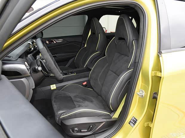 領(lǐng)克 領(lǐng)克03 2019款 03+ 2.0TD 自動勁Pro版