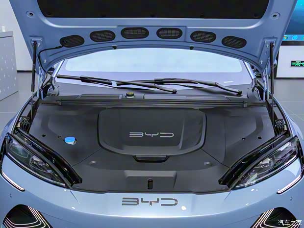 比亚迪 海豹 2022款 700km 长续航后驱版 比亚迪 海豹 2022款 700km 长续航后驱版