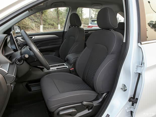 长城汽车 哈弗M6 2021款 PLUS 1.5T 手动精英智联型