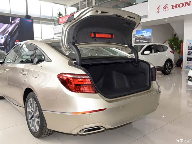 东风本田 INSPIRE 2018款 低配版