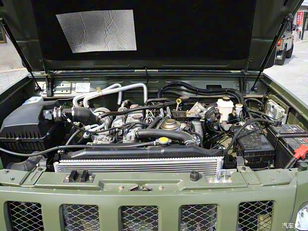 北京汽車制造廠 勇士皮卡 2019款 2.8T柴油分體雙排3350軸距BJ1034MMT51