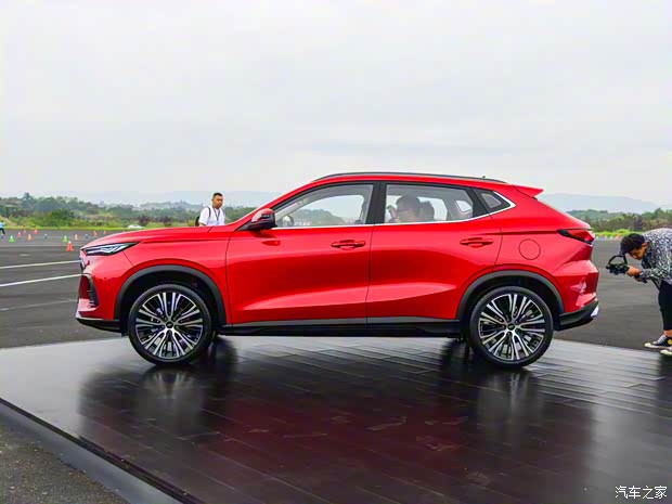 长安汽车 长安欧尚X5 2021款 1.5T DCT旗舰型