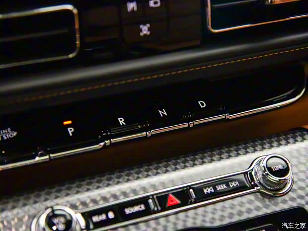 长安林肯 飞行家 2020款 3.0T V6 四驱总统版 长安林肯 飞行家 2020款 3.0T V6 四驱总统版