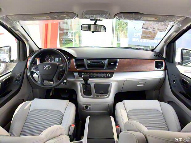 上汽大通 上汽大通G10 2016款 2.0T 自动精英版 上汽大通 上汽大通G10 2016款 2.0T 自动精英版