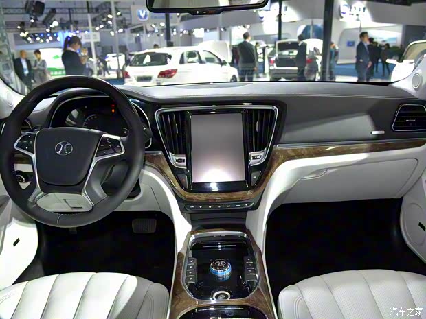 北汽新能源 北汽新能源EH400 2017款 基本型