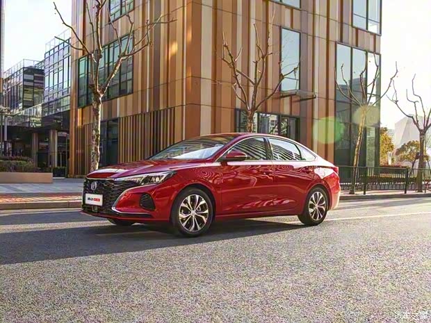 長安汽車 逸動 2021款 PLUS 藍(lán)鯨NE 1.4T GDI DCT基本型