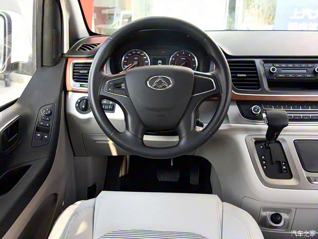 上汽大通 上汽大通G10 2016款 2.0T 自动精英版 上汽大通 上汽大通G10 2016款 2.0T 自动精英版