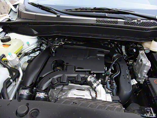 东风乘用车 东风风神AX7 2018款 1.6T 自动尊贵型 东风乘用车 东风风神AX7 2018款 1.6T 自动尊贵型