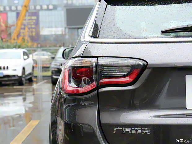 广汽菲克Jeep 指南者 2021款 自动领先版
