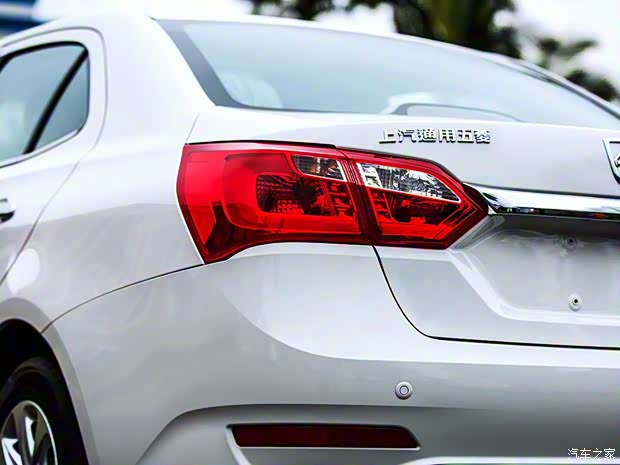 上汽通用五菱 寶駿630 2016款 基本型