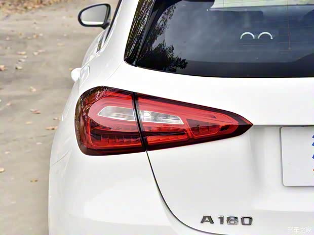 奔馳(進口) 奔馳A級(進口) 2021款 A 180