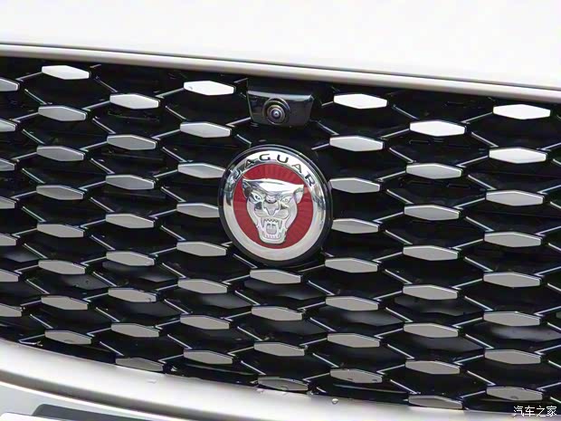 奇瑞捷豹路虎 捷豹XFL 2023款 XFL 2.0T P250 兩驅(qū)尊享豪華版