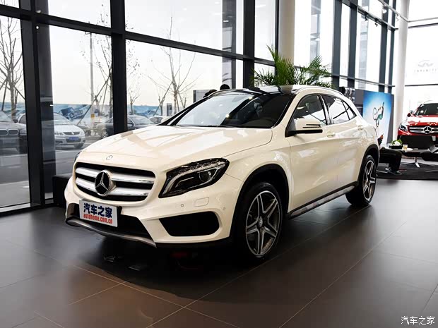 北京奔驰 奔驰GLA 2016款 GLA 260 4MATIC 运动型 北京奔驰 奔驰GLA 2016款 GLA 260 4MATIC 运动型