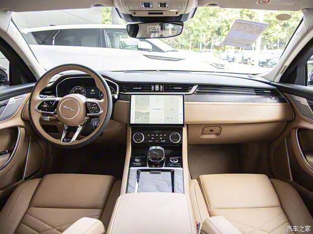 奇瑞捷豹路虎 捷豹XFL 2023款 XFL 2.0T P250 兩驅(qū)尊享豪華版