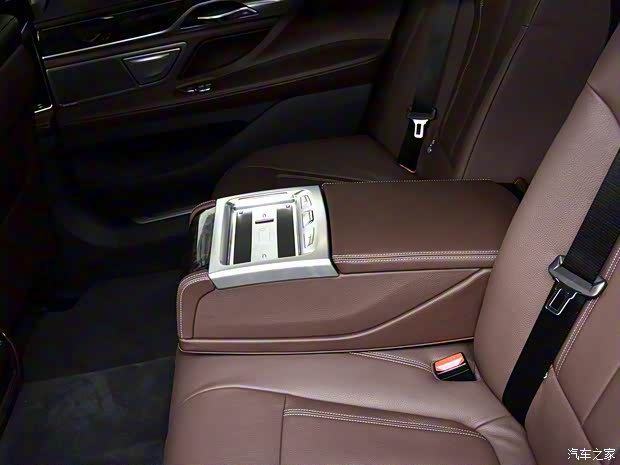 寶馬(進(jìn)口) 寶馬7系新能源 2018款 740Le xDrive