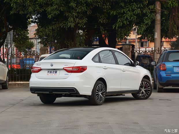 東風(fēng)風(fēng)行 風(fēng)行S50EV 2021款 豪華型