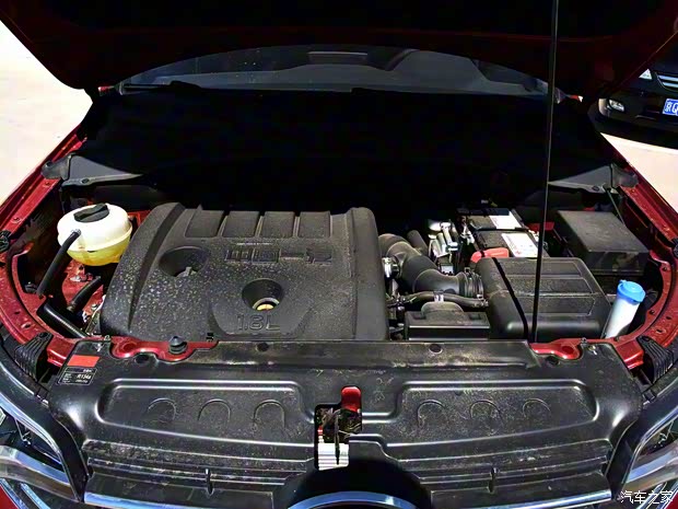 一汽吉林 森雅R7 2017款 1.6L 手动尊贵型 一汽吉林 森雅R7 2017款 1.6L 手动尊贵型