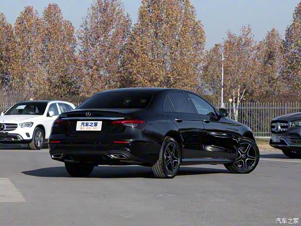 奔驰(进口) 奔驰E级(进口) 2021款 E 260 豪华型运动版 奔驰(进口) 奔驰E级(进口) 2021款 E 260 豪华型运动版