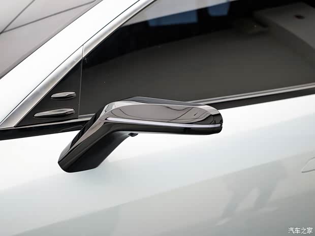 合众汽车 哪吒Eureka 03 2021款 基本型