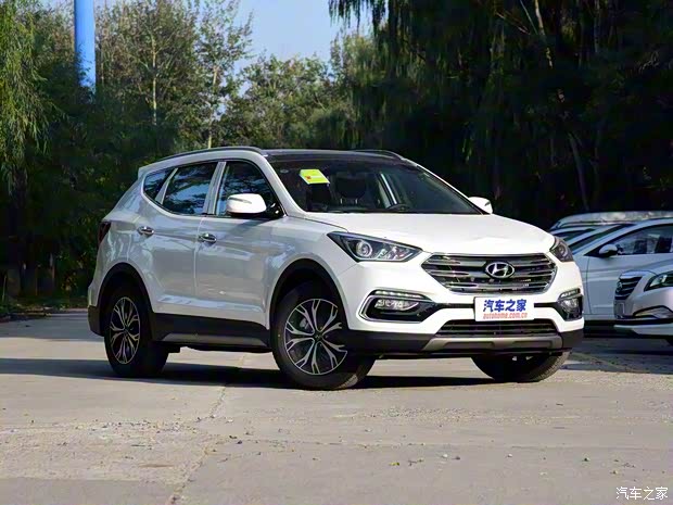 北京现代 全新胜达 2017款 2.0T 自动四驱智能型 7座 北京现代 全新胜达 2017款 2.0T 自动四驱智能型 7座