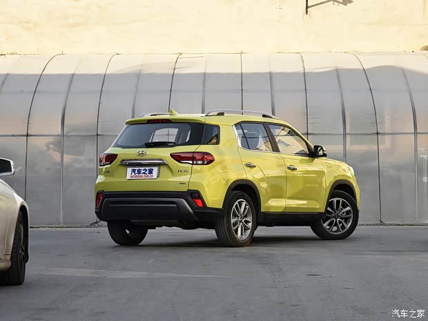 北京现代 北京现代ix35 2018款 2.0L 自动四驱智勇·旗舰版 北京现代 北京现代ix35 2018款 2.0L 自动四驱智勇·旗舰版