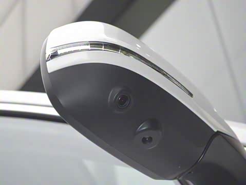 2017款 蓝标 1.5T 手动两驱尊贵型 2017款 蓝标 1.5T 手动两驱尊贵型