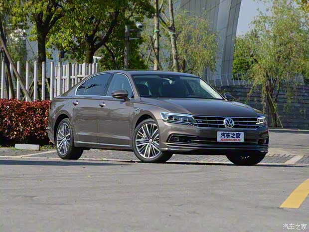 上汽大眾 輝昂 2016款 480 V6 四驅(qū)旗艦版
