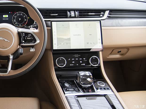 奇瑞捷豹路虎 捷豹XFL 2023款 XFL 2.0T P250 兩驅(qū)尊享豪華版