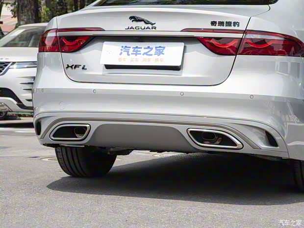 奇瑞捷豹路虎 捷豹XFL 2023款 XFL 2.0T P250 兩驅(qū)尊享豪華版