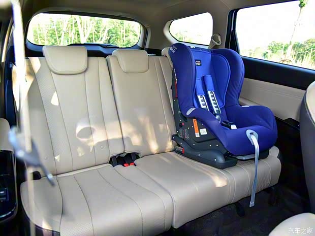 上汽通用五菱 寶駿310W 2017款 1.5L 手動豪華型