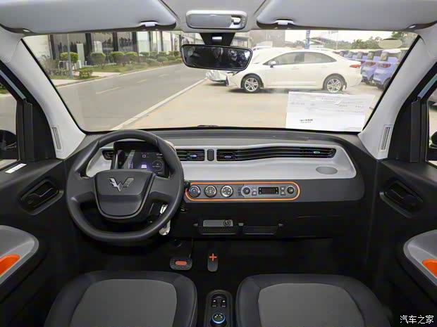 上汽通用五菱 宏光MINIEV 2022款 悦享款 三元锂 上汽通用五菱 宏光MINIEV 2022款 悦享款 三元锂