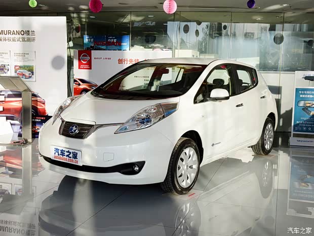東風(fēng)日產(chǎn) 晨風(fēng) 2014款 領(lǐng)風(fēng)版3.6KW 東風(fēng)日產(chǎn) 晨風(fēng) 2014款 領(lǐng)風(fēng)版3.6KW