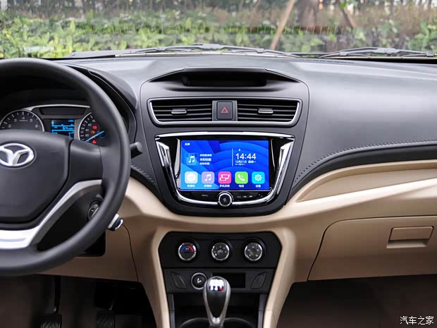 濰柴汽車 英致727 2016款 1.5L 商務(wù)版