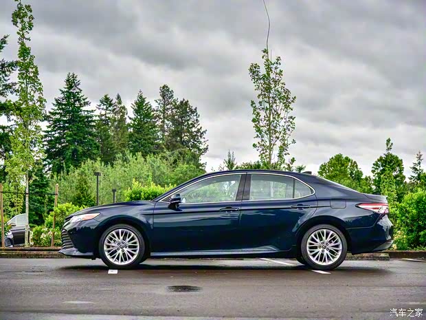 豐田(進(jìn)口) 凱美瑞(海外) 2018款 XLE