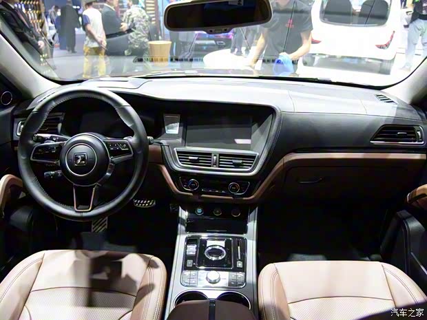 众泰汽车 众泰T600 2016款 运动版 2.0T 自动旗舰型