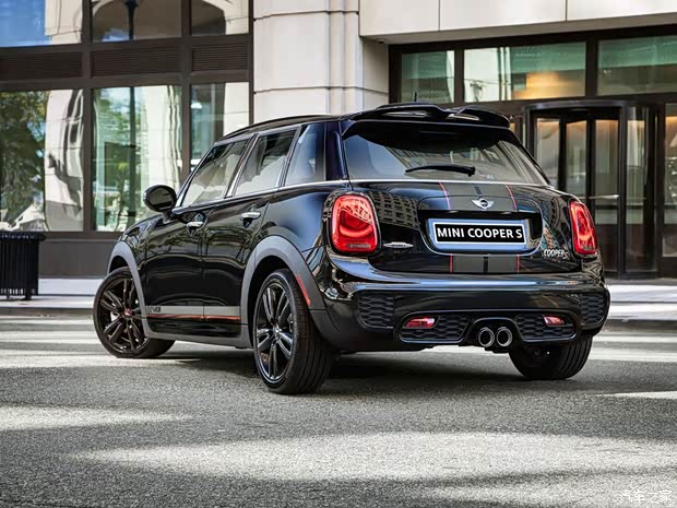 MINI MINI 2016款 COOPER S Carbon Edition