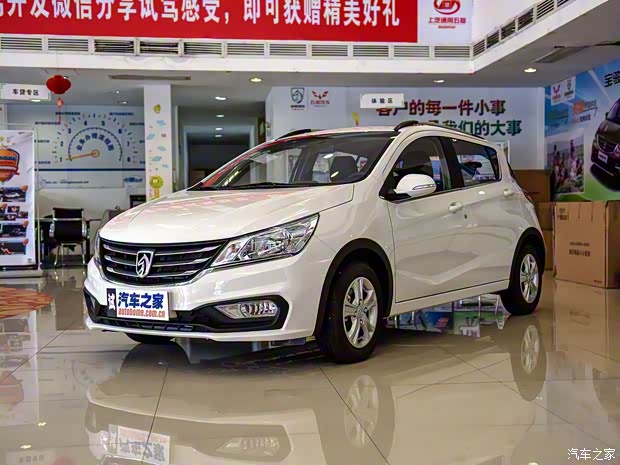 上汽通用五菱 寶駿310 2016款 1.2L 手動(dòng)豪華型