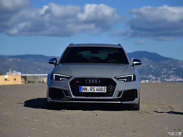 Audi Sport 奥迪RS 4 2018款  RS 4 2.9T Avant